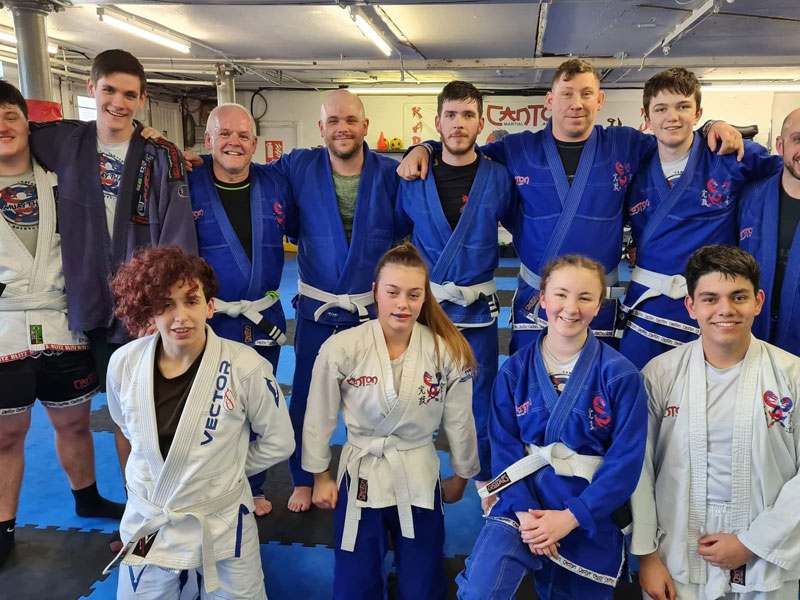 Adult self-defense classes in Folkestone